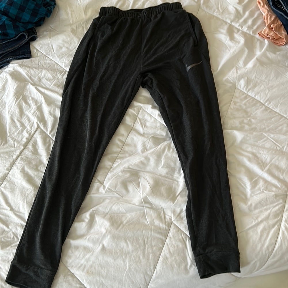 Nike Dri-Fit joggers, EUC ***No Drawstring***